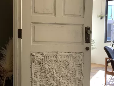 Aging Door (2)