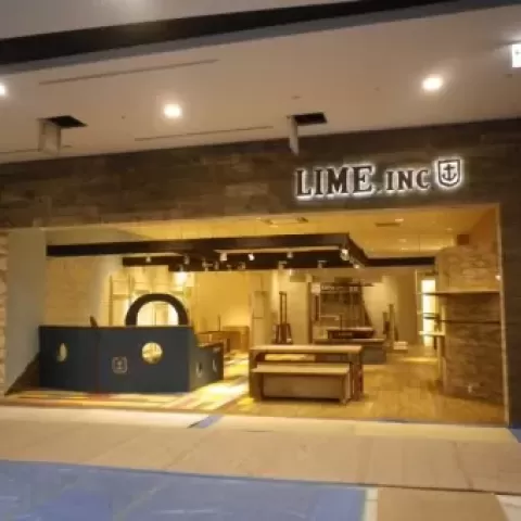 Fence Wood無塗装でファサードに施工サムネイル